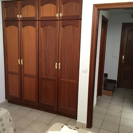 Villa Mirando Al Este *