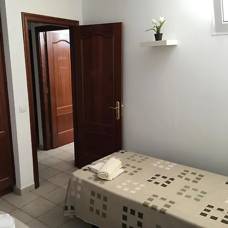 Mirando Al Este La Oliva